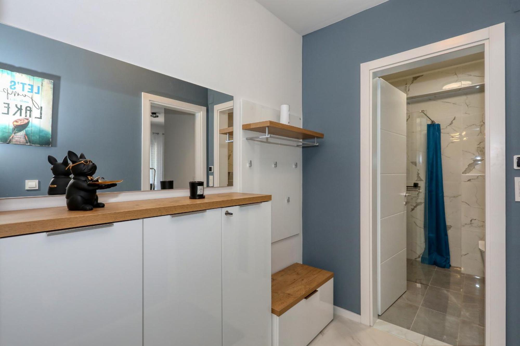 Apartment Relex With Pool & Jacuzzi Privlaka  Bagian luar foto